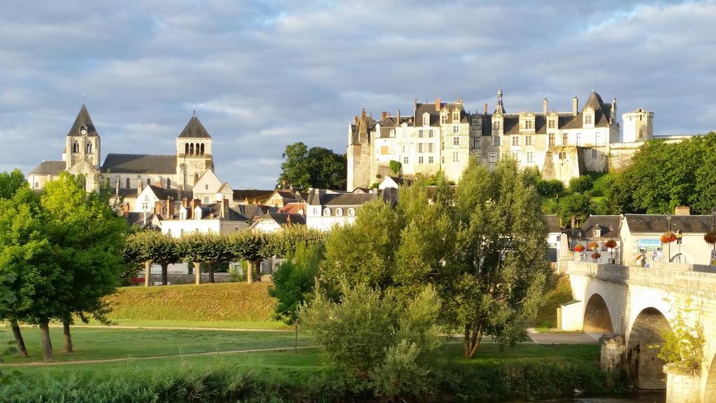 La Chaussee Des Ponts Noyers-sur-Cher Chambre photo