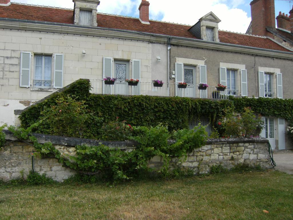 La Chaussee Des Ponts Noyers-sur-Cher Extérieur photo