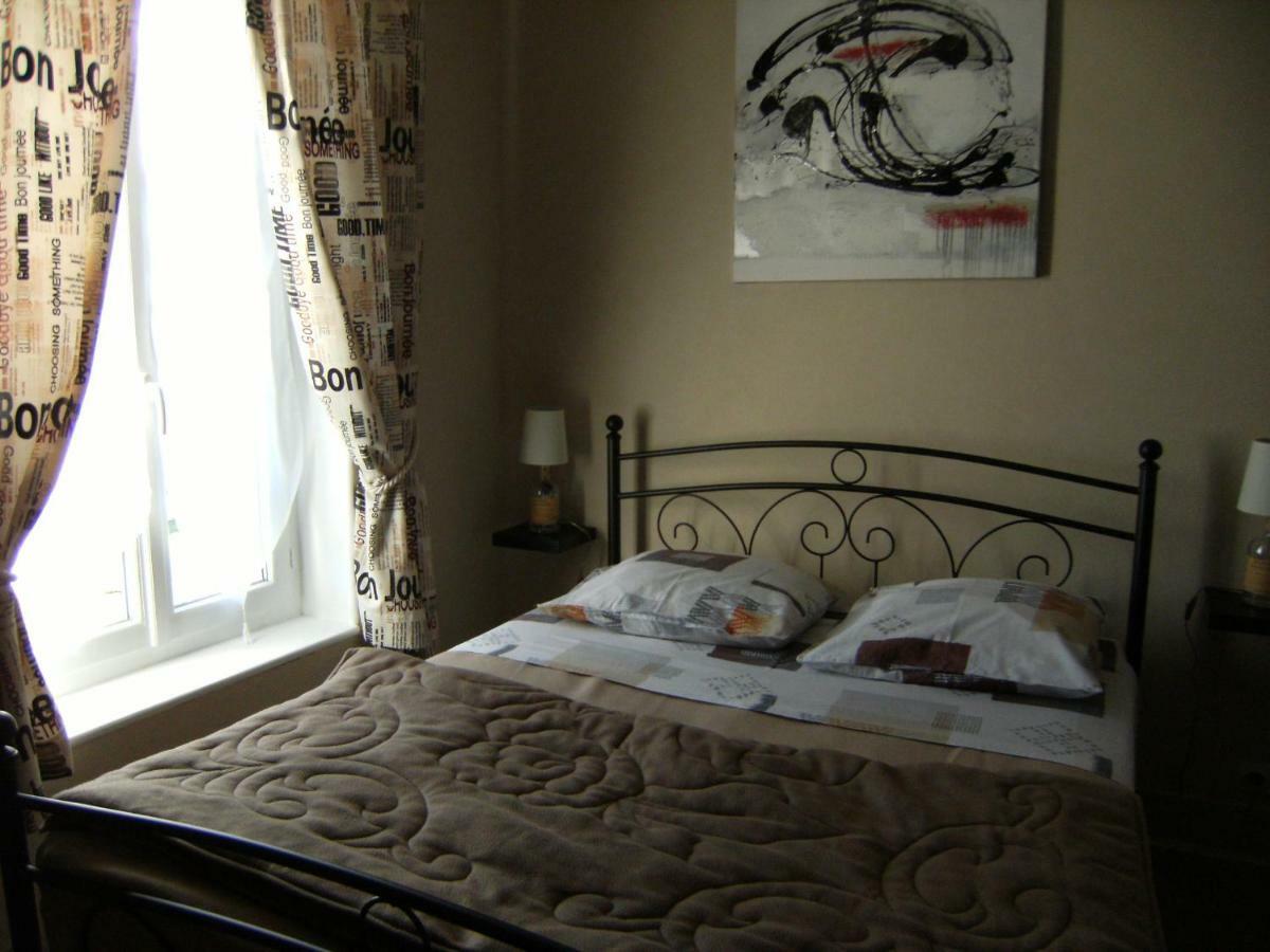 La Chaussee Des Ponts Noyers-sur-Cher Extérieur photo